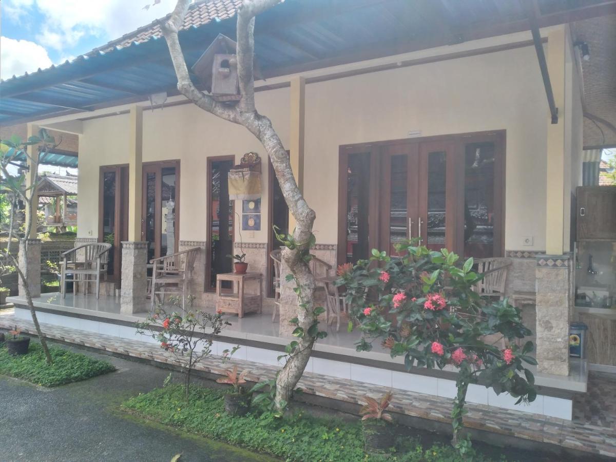 Artawa House Apartment อูบุด ภายนอก รูปภาพ